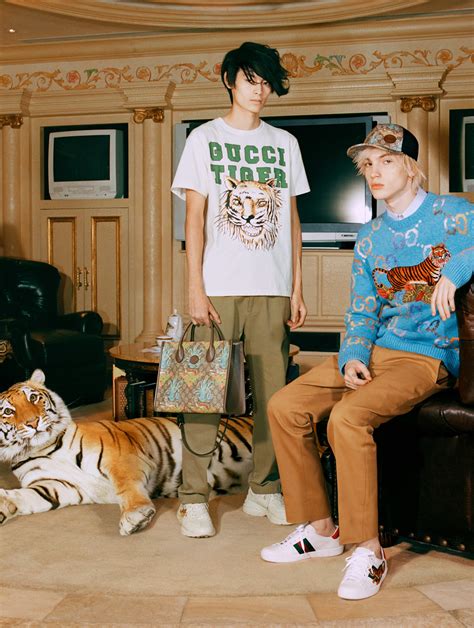 gucci tiger replica